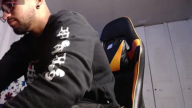 Chrys harris77 online show from 12-16-25, 11:43