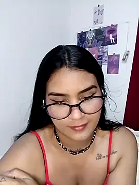 Renata Zoe online show from 10-07-25, 02:09