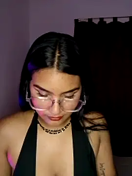 Renata Zoe online show from 11-09-25, 01:37