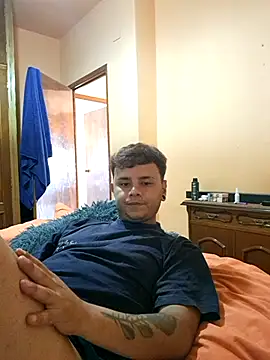 Meenlove online show from 09-30-25, 10:20