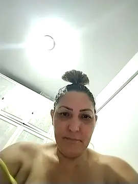 Lunita86 online show from 03-06-26, 01:57