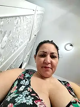 Snapshot of Lunita86 chatting on 05-10-26, 03:06 Lunita86 online show from 05-10-26, 03:06