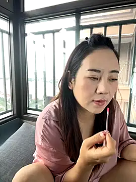 Snapshot of Kayla-love chatting on 10-30-25, 02:35 Kayla-love online show from 10-30-25, 02:35