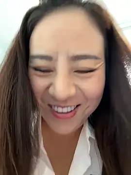 Snapshot of Kayla-love chatting on 11-03-25, 03:52 Kayla-love online show from 11-03-25, 03:52