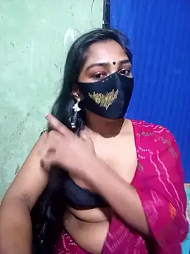 Snapshot of Cute_Couple59 chatting on 01-15-26, 05:01 Cute Couple59 online show from 01-15-26, 05:01