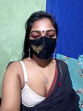 Snapshot of Cute_Couple59 chatting on 01-15-26, 06:44 Cute Couple59 online show from 01-15-26, 06:44