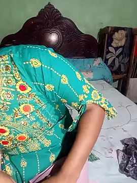 Snapshot of Cute_Couple59 chatting on 03-15-26, 06:03 Cute Couple59 online show from 03-15-26, 06:03