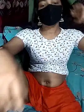 Snapshot of Cute_Couple59 chatting on 04-03-26, 06:28 Cute Couple59 online show from 04-03-26, 06:28