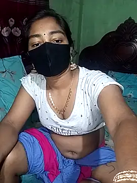 Snapshot of Cute_Couple59 chatting on 04-07-26, 06:30 Cute Couple59 online show from 04-07-26, 06:30