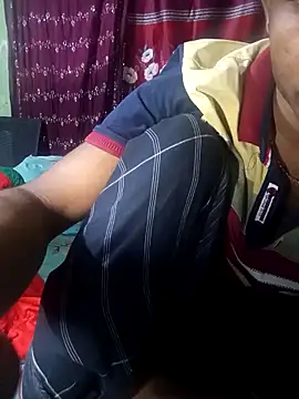 Snapshot of Cute_Couple59 chatting on 04-08-26, 06:30 Cute Couple59 online show from 04-08-26, 06:30