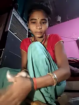 Snapshot of R_Roshni chatting on 01-19-26, 12:14 R Roshni online show from 01-19-26, 12:14