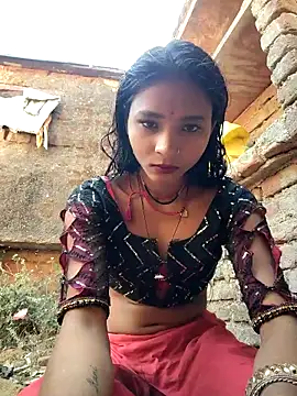 Snapshot of R_Roshni chatting on 03-09-26, 03:43 R Roshni online show from 03-09-26, 03:43