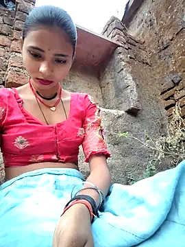 Snapshot of R_Roshni chatting on 04-07-26, 01:00 R Roshni online show from 04-07-26, 01:00