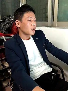 pualldu online show from 10-28-25, 11:25