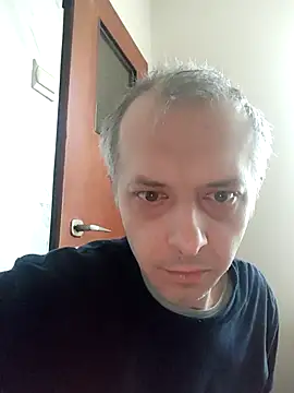 szajbusek41 online show from 02-03-26, 07:35