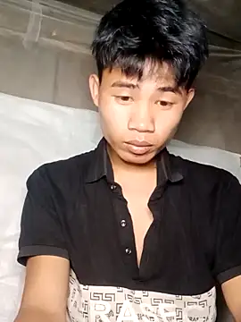 Snapshot of Nhyy_xx chatting on 04-28-26, 12:43 Nhyy xx online show from 04-28-26, 12:43