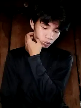 Snapshot of Nhyy_xx chatting on 07-31-26, 01:43 Nhyy xx online show from 07-31-26, 01:43