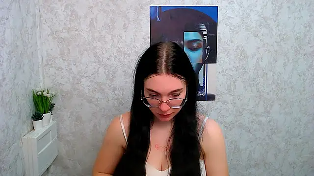 MiraBabe  online show from 11-10-25, 10:47