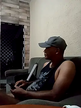 Snapshot of JeffersonRay chatting on 05-04-26, 01:18 JeffersonRay online show from 05-04-26, 01:18