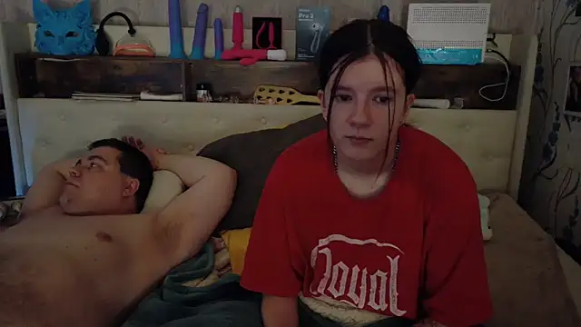 Snapshot of Hot_SkinnyGirl chatting on 04-08-26, 10:10 Hot SkinnyGirl online show from 04-08-26, 10:10