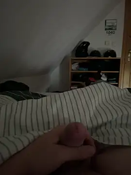 Snapshot of sebo801 chatting on 09-21-25, 03:35 sebo801 online show from 09-21-25, 03:35