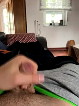 Snapshot of sebo801 chatting on 09-25-25, 12:42 sebo801 online show from 09-25-25, 12:42