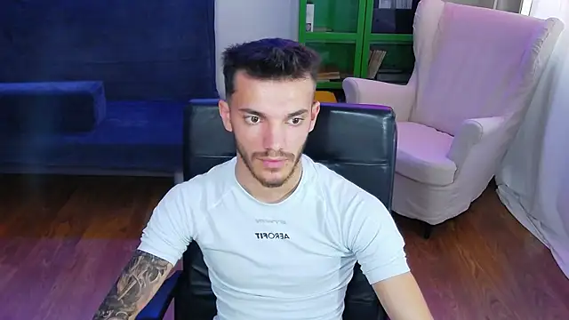 DominicValente online show from 10-20-25, 10:59