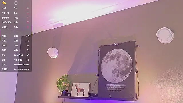 Snapshot of KeendraFox_ chatting on 10-14-25, 10:16 KeendraFox online show from 10-14-25, 10:16