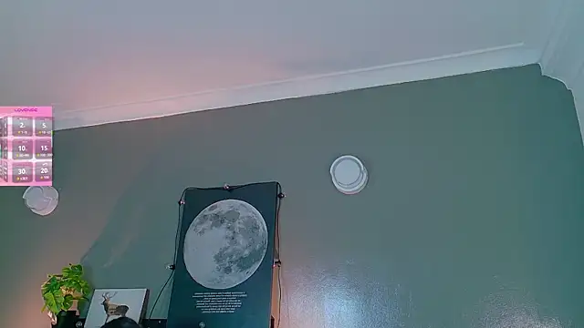 Snapshot of KeendraFox_ chatting on 10-15-25, 10:15 KeendraFox online show from 10-15-25, 10:15