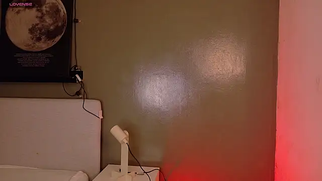 Snapshot of KeendraFox_ chatting on 11-17-25, 10:21 KeendraFox online show from 11-17-25, 10:21