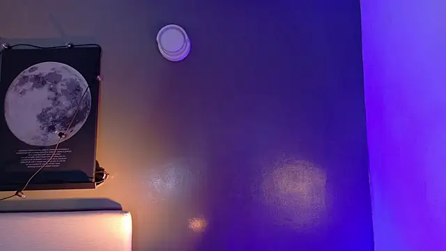 Snapshot of KeendraFox_ chatting on 11-29-25, 10:18 KeendraFox online show from 11-29-25, 10:18