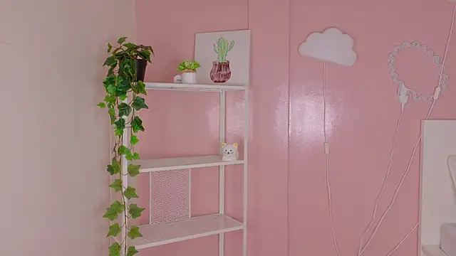 Snapshot of KeendraFox_ chatting on 01-19-26, 10:19 KeendraFox online show from 01-19-26, 10:19