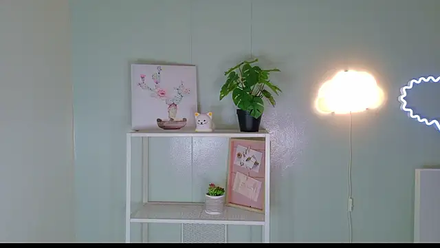 Snapshot of KeendraFox_ chatting on 02-05-26, 10:31 KeendraFox online show from 02-05-26, 10:31