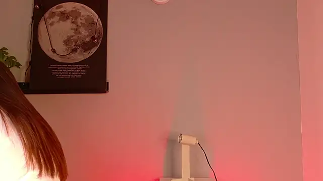 Snapshot of KeendraFox_ chatting on 03-04-26, 10:43 KeendraFox online show from 03-04-26, 10:43