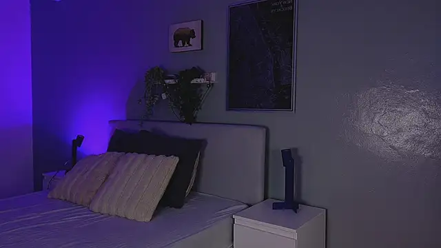 Snapshot of KeendraFox_ chatting on 03-20-26, 10:20 KeendraFox online show from 03-20-26, 10:20