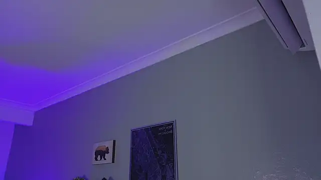 Snapshot of KeendraFox_ chatting on 03-30-26, 10:05 KeendraFox online show from 03-30-26, 10:05