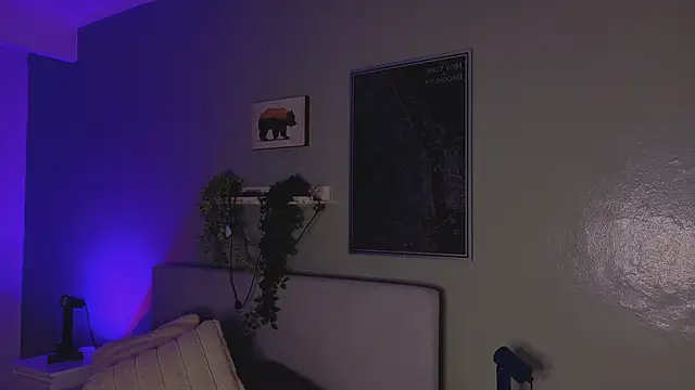 Snapshot of KeendraFox_ chatting on 03-31-26, 10:04 KeendraFox online show from 03-31-26, 10:04