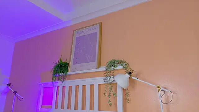 Snapshot of KeendraFox_ chatting on 04-08-26, 10:04 KeendraFox online show from 04-08-26, 10:04