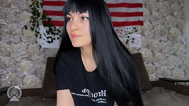 Snapshot of sweeet_strawberies chatting on 10-19-25, 07:14 sweeet strawberies online show from 10-19-25, 07:14