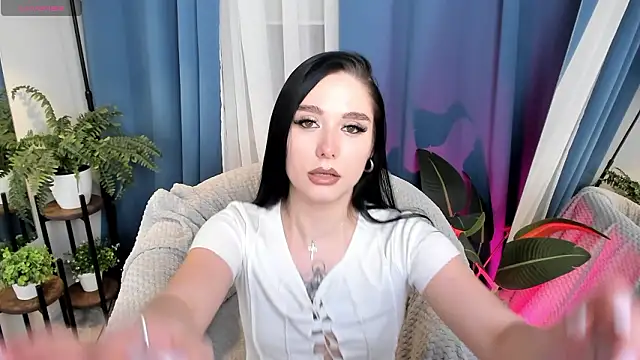 Snapshot of B_Monica_ chatting on 02-05-26, 08:46 B Monica online show from 02-05-26, 08:46