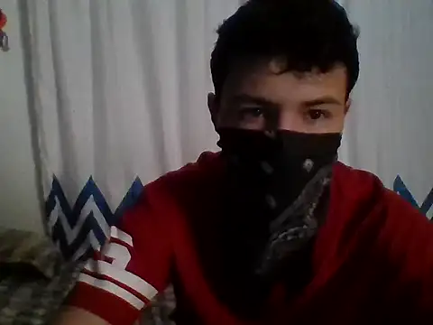 Snapshot of El_awo_ chatting on 09-23-25, 04:10 El awo  online show from 09-23-25, 04:10