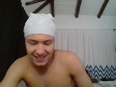 Snapshot of El_awo_ chatting on 09-26-25, 06:34 El awo  online show from 09-26-25, 06:34