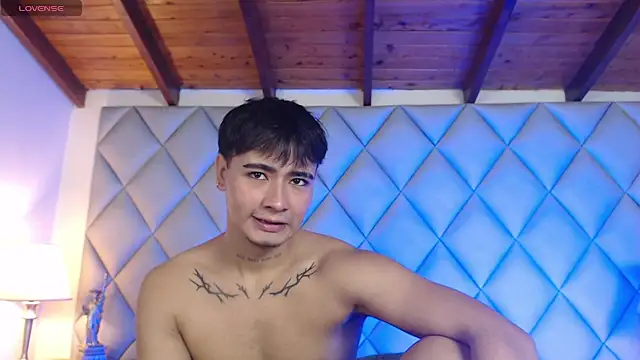 Snapshot of Clement_Reyes chatting on 11-09-25, 01:31 Clement Reyes online show from 11-09-25, 01:31