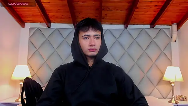 Snapshot of Clement_Reyes chatting on 11-29-25, 12:52 Clement Reyes online show from 11-29-25, 12:52