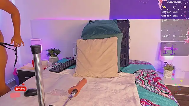 Anabacker01 online show from 04-11-26, 01:04