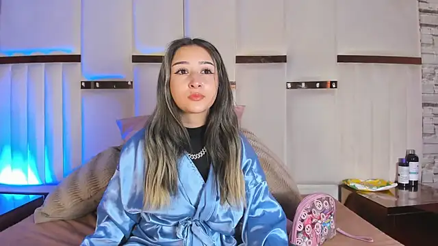 Snapshot of ANLLELOAndANGELA chatting on 04-10-26, 04:33 ANLLELOAndANGELA online show from 04-10-26, 04:33