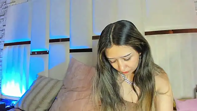 Snapshot of ANLLELOAndANGELA chatting on 04-11-26, 05:17 ANLLELOAndANGELA online show from 04-11-26, 05:17