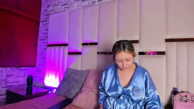 Snapshot of ANLLELOAndANGELA chatting on 07-13-26, 05:49 ANLLELOAndANGELA online show from 07-13-26, 05:49