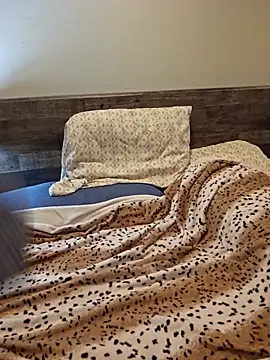 Snapshot of sw33th3art chatting on 11-23-25, 07:35 sw33th3art online show from 11-23-25, 07:35