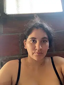 lunasexyhot18 online show from 10-24-25, 07:32